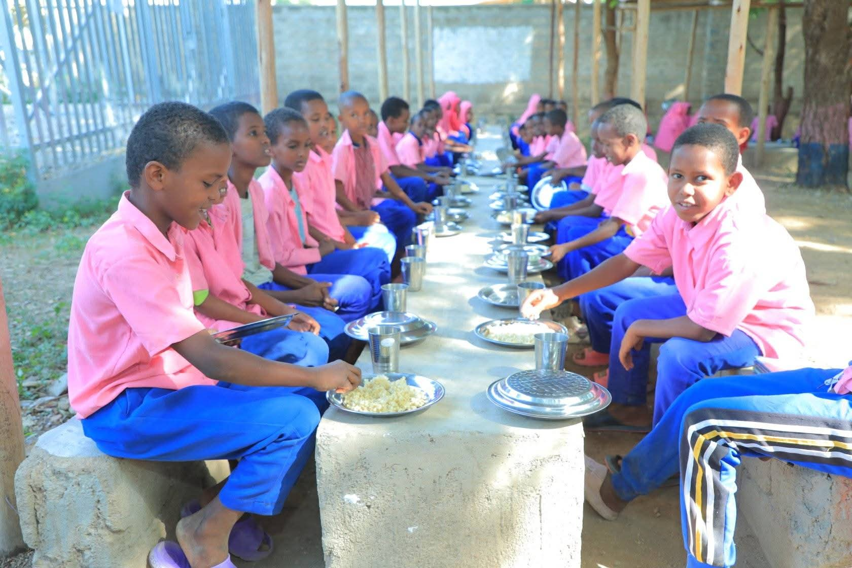 Children participating in a school meal program